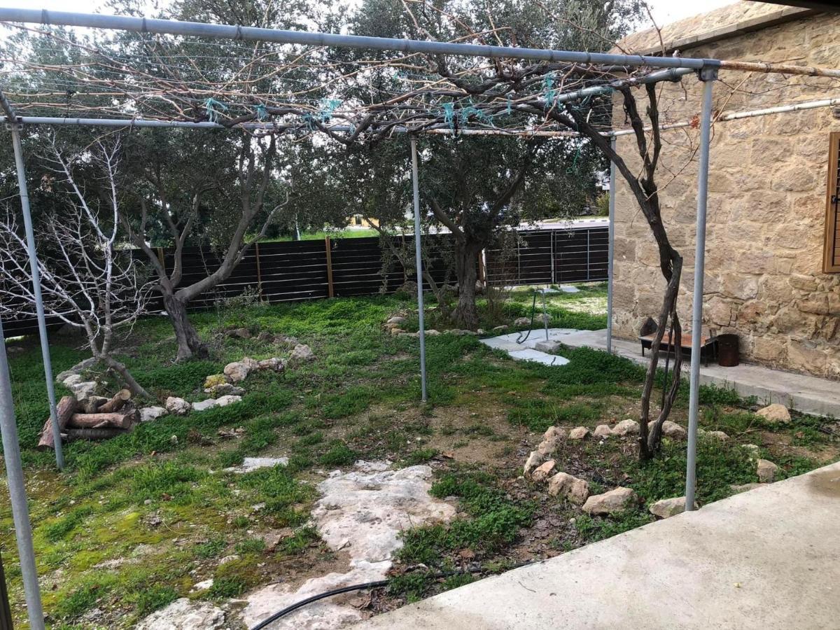 Friendly Villagehouse Paphos Exterior photo