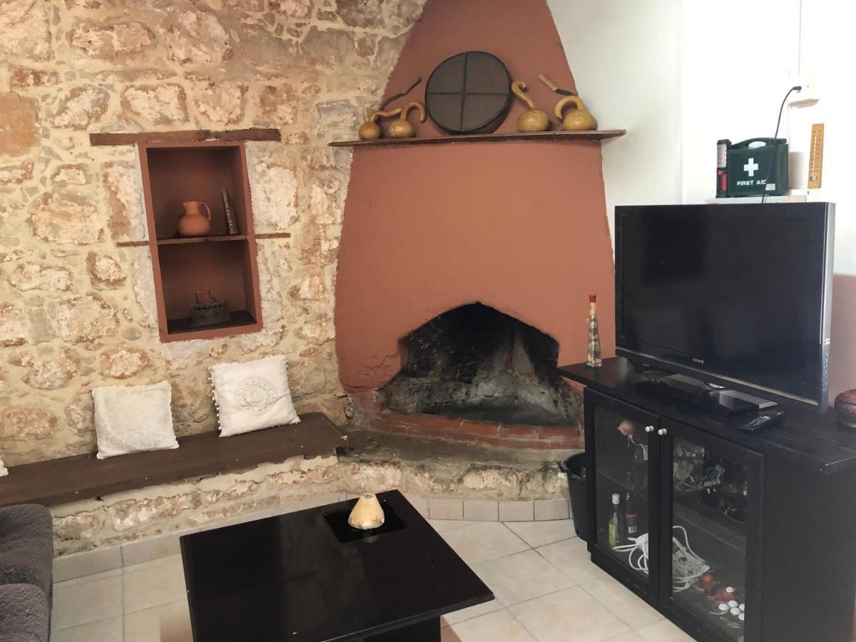 Friendly Villagehouse Paphos Exterior photo